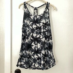 Uniquely Lorna Jane Active Tank Racerback Black White Palm Trees Medium